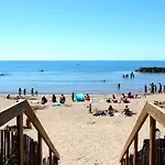 Agence Jf Immo - Climatisee Avec Piscine Privee Proche Des Plages Menage Inclus Wifi V0840
