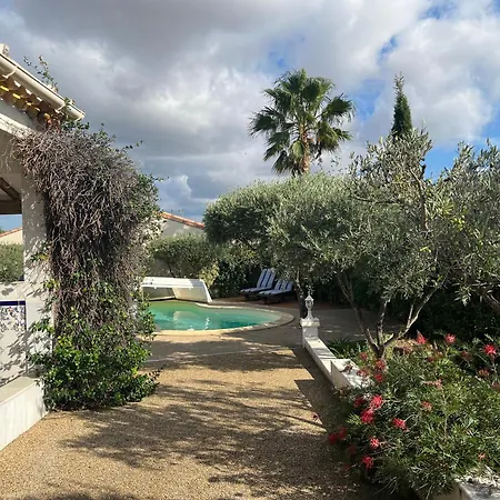 Villa Climatisee Avec Piscine Privee 8 Personnes Proche Des Plages Menage Offert Bessan