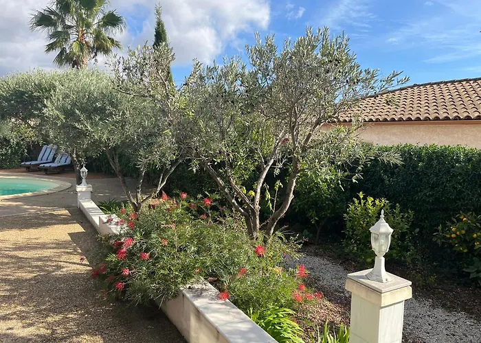 V0840 - Climatisee Avec Piscine Privee Proche Des Plages Menage Inclus Wifi Bessan