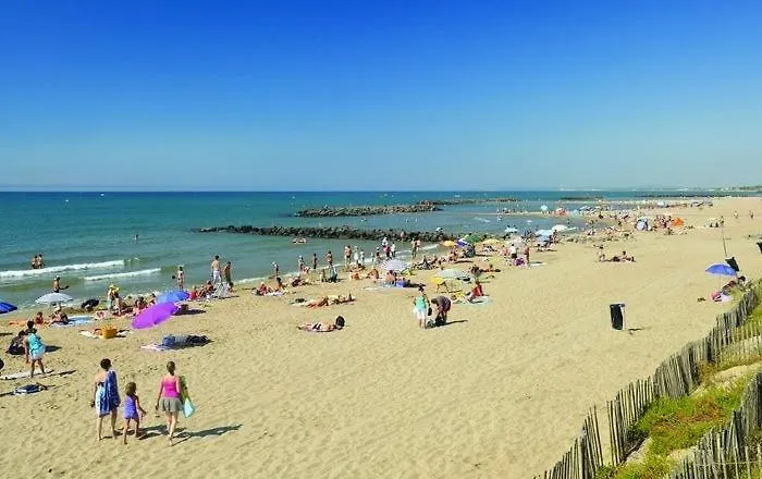 V0840 - Climatisee Avec Piscine Privee Proche Des Plages Menage Inclus Wifi * Bessan