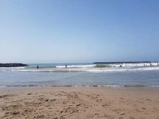 V0840 - Climatisee Avec Piscine Privee Proche Des Plages Menage Inclus Wifi Bessan